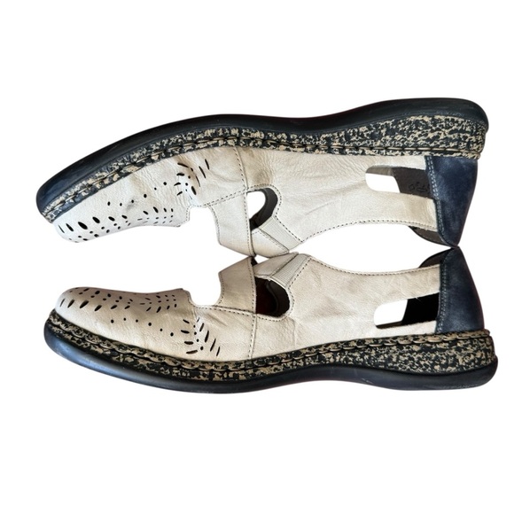 Rieker Mary Jane Daisy 75 Slipon Womens Slip On 8.5  M EU 40 Cream black toe cap - Picture 7 of 8